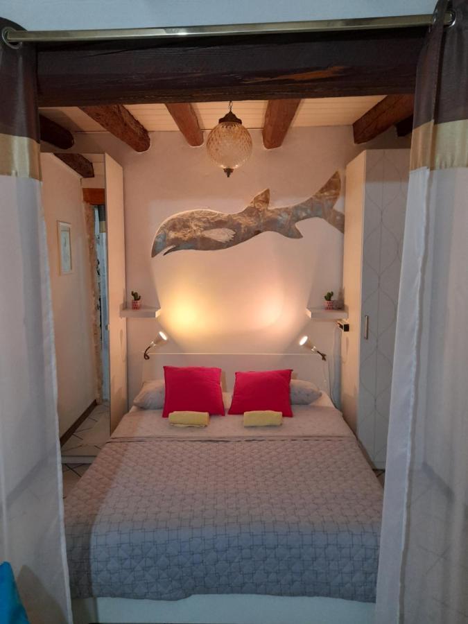 ורסאר Apartment The Old House מראה חיצוני תמונה