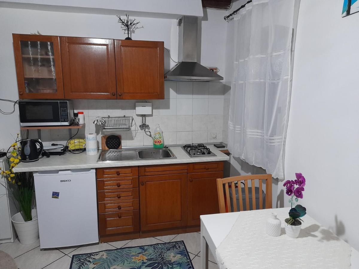 ורסאר Apartment The Old House מראה חיצוני תמונה