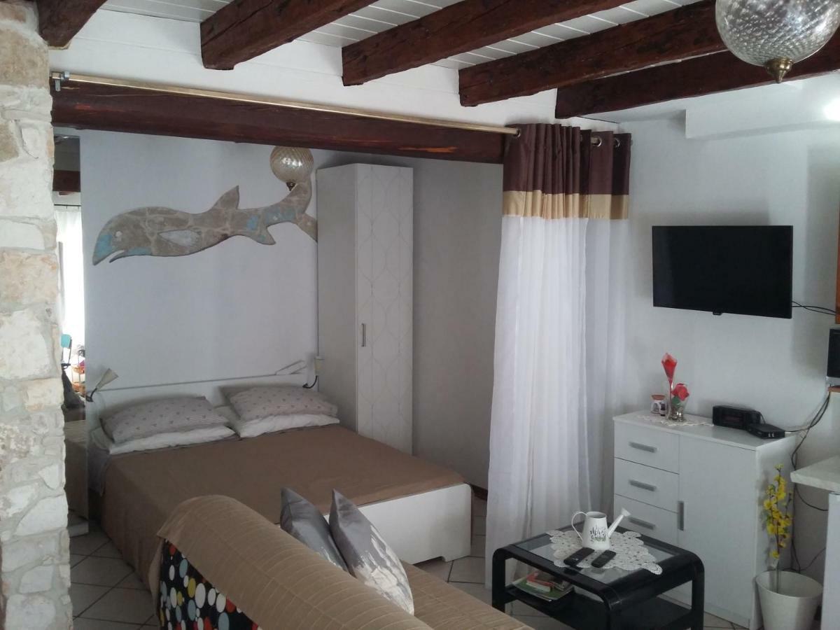 ורסאר Apartment The Old House מראה חיצוני תמונה