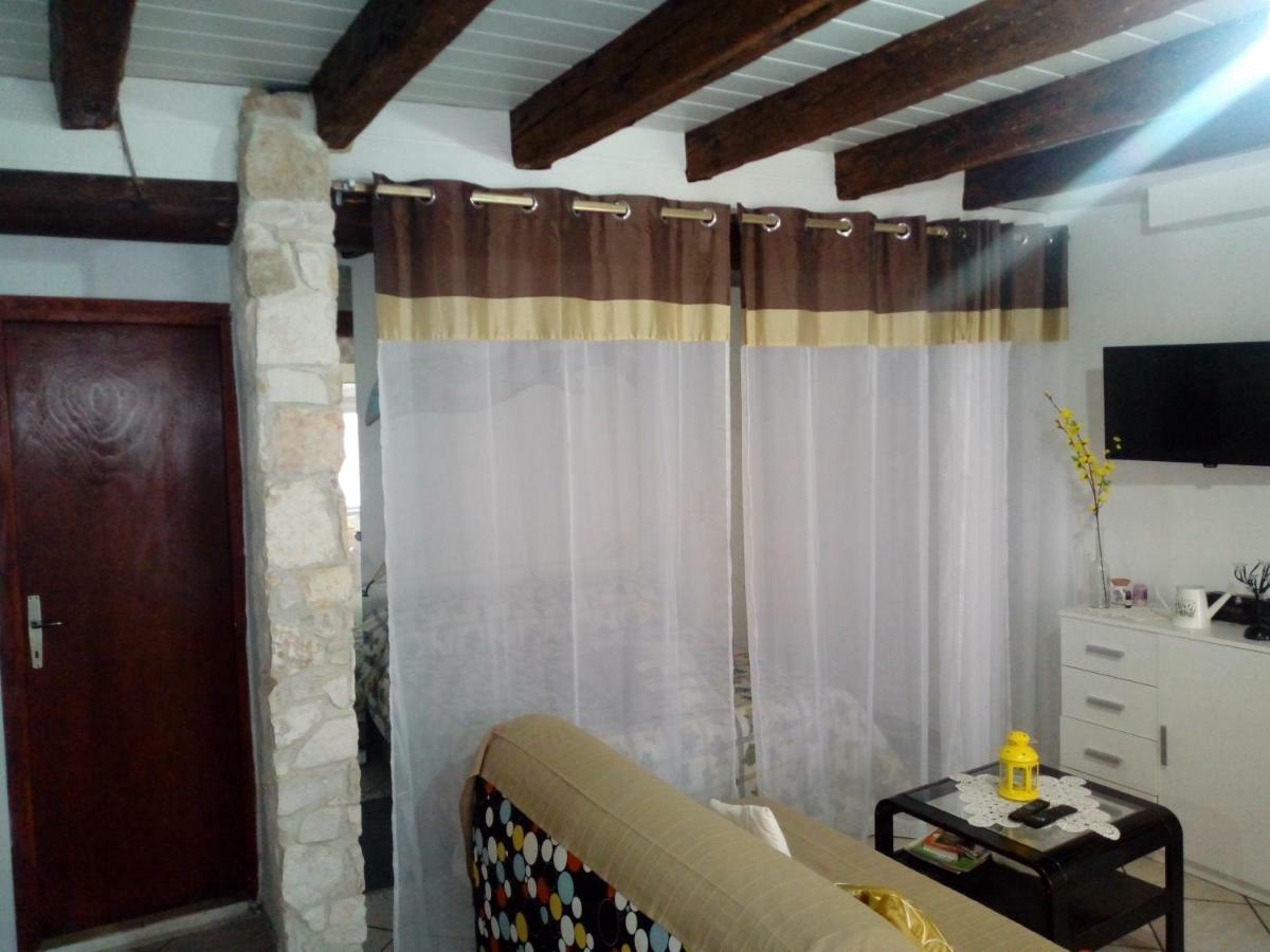 ורסאר Apartment The Old House מראה חיצוני תמונה